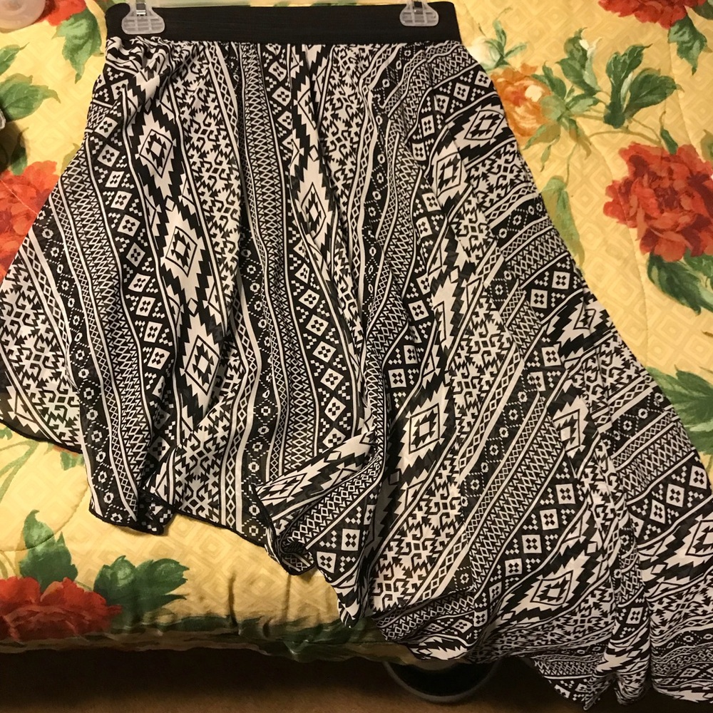 Pattern skirt